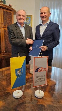 Podpis pogodbe varstvo lokalnih cest